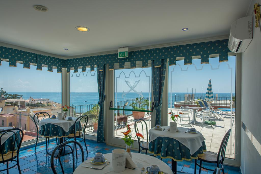Riviera B&B Rooms Maiori Ngoại thất bức ảnh