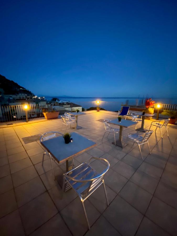 Riviera B&B Rooms Maiori Ngoại thất bức ảnh